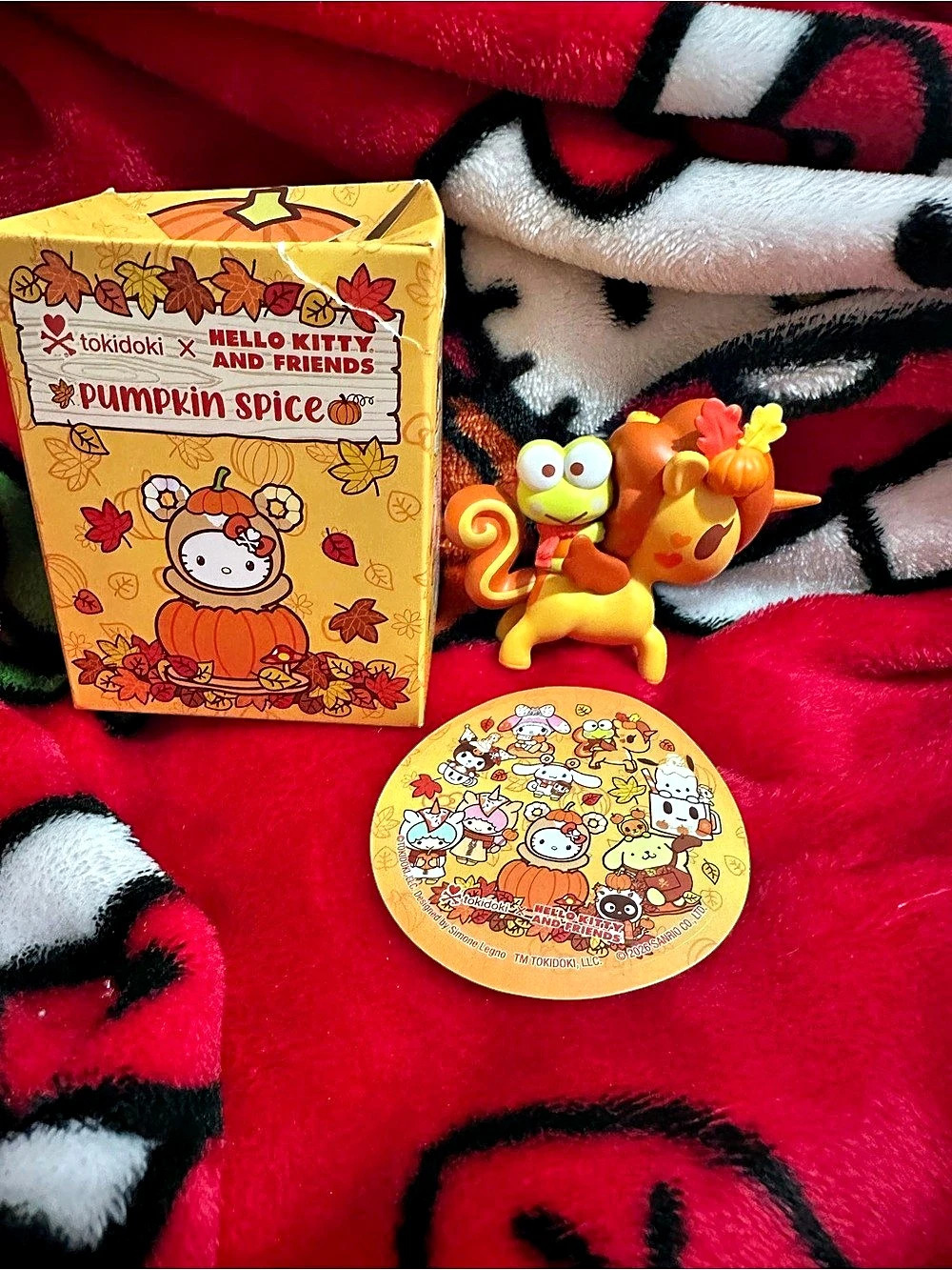 Tokidoki Hello Kitty and Friends Pumpkin Spice Collectible Set (Chaser)